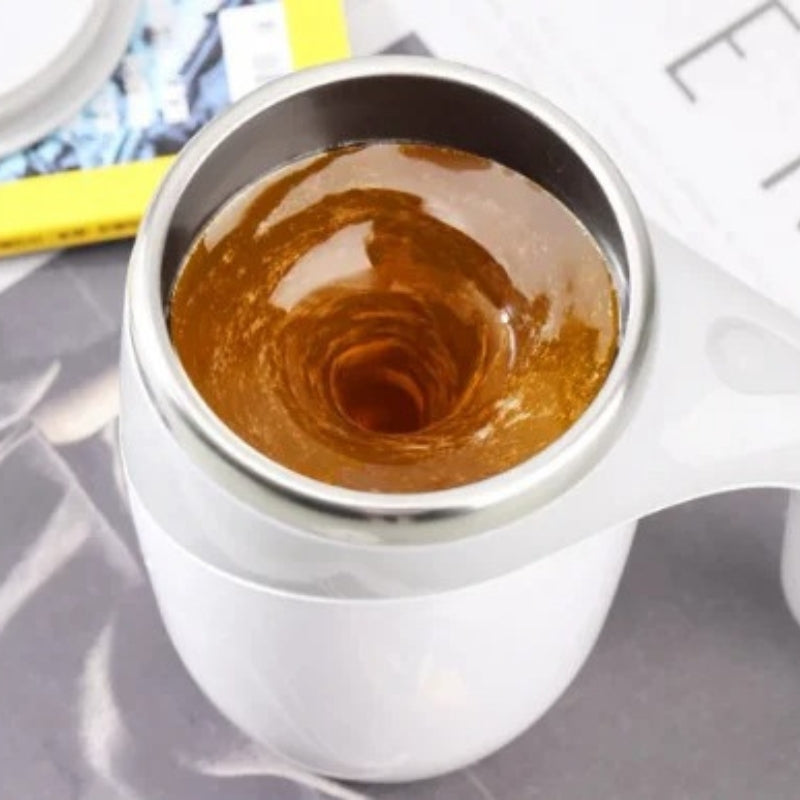 Premium Self-Stirring Smart Coffee Mug – Auto-Mix Heating Cup